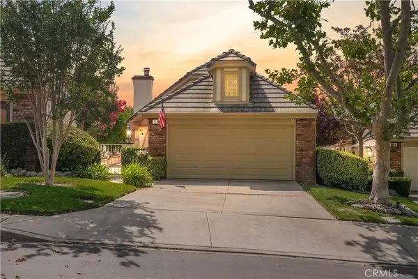 2186 Eiffel Circle, Upland, CA 91784