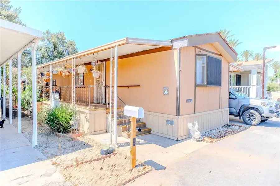 675 W Oakland #G-4, Hemet, CA 92543 - #2