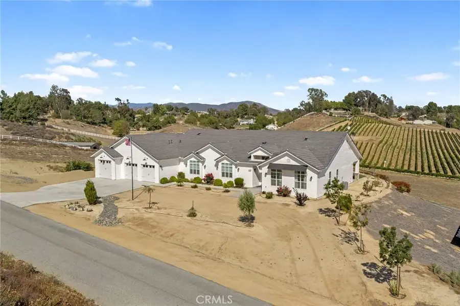 41799 Calle Contento, Temecula, CA 92592 - #3