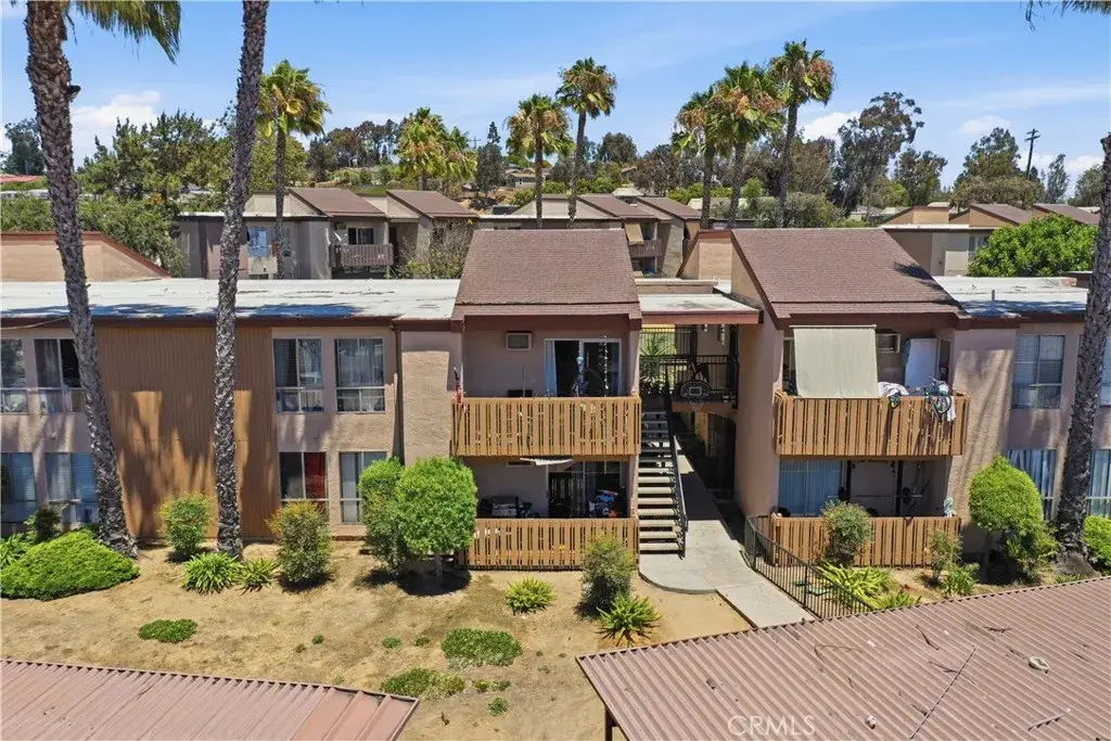 1050 Rock Springs, Escondido, CA 92026 - #1
