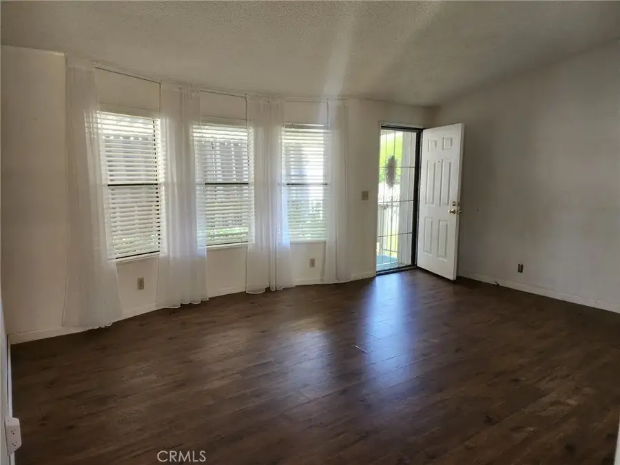 530 W Devonshire #23, Hemet, CA 92543 - #3