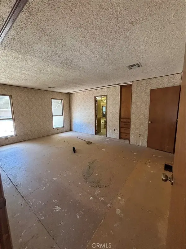 43760 Olive, Hemet, CA 92544