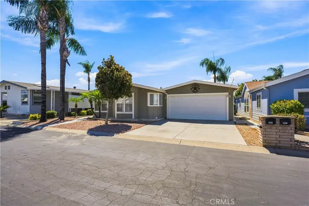 1250 N Kirby #207, Hemet, CA 92545 - #1