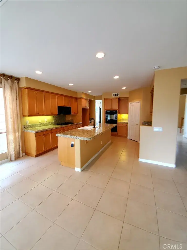 35683 Stock, Murrieta, CA 92562 - #2