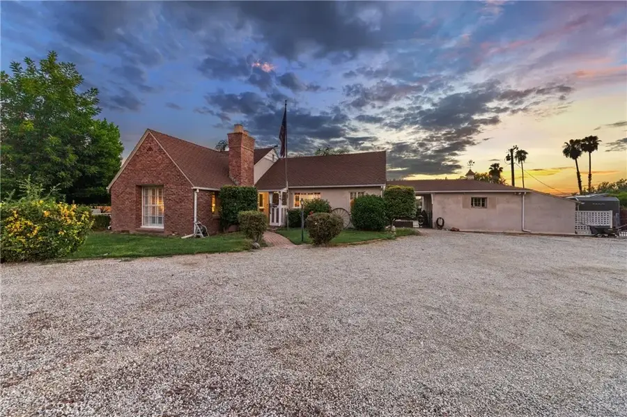 161 N Cornell, Hemet, CA 92544 - #3