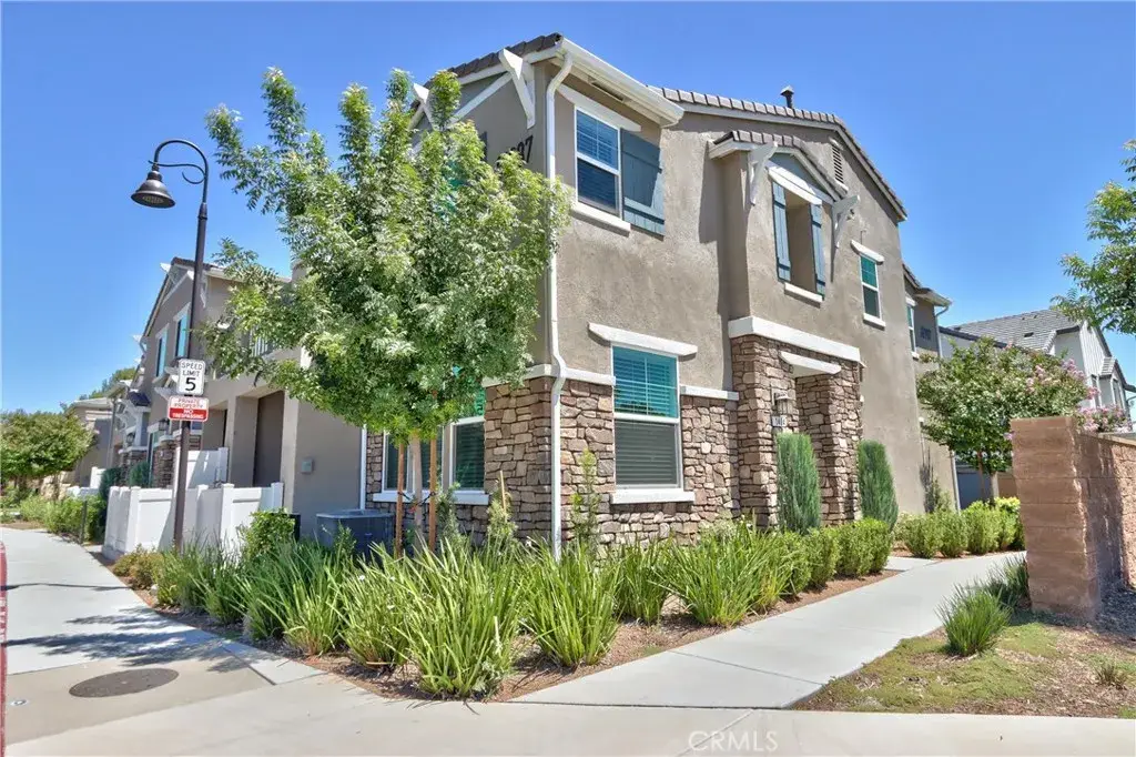 41987 Isadora #1404, Murrieta, CA 92562 - #1