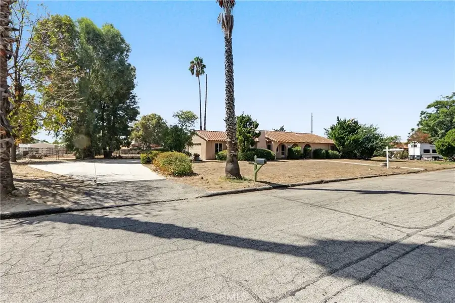 1631 Hackney, Hemet, CA 92543 - #2