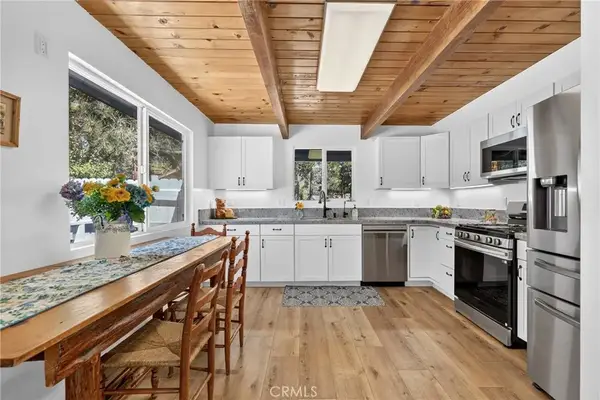 33007 Lone Pine, Running Springs, CA 92382