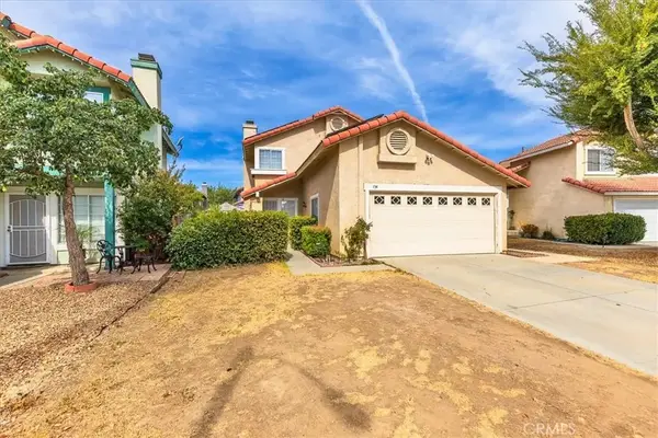 754 De La Luz, Perris, CA 92571
