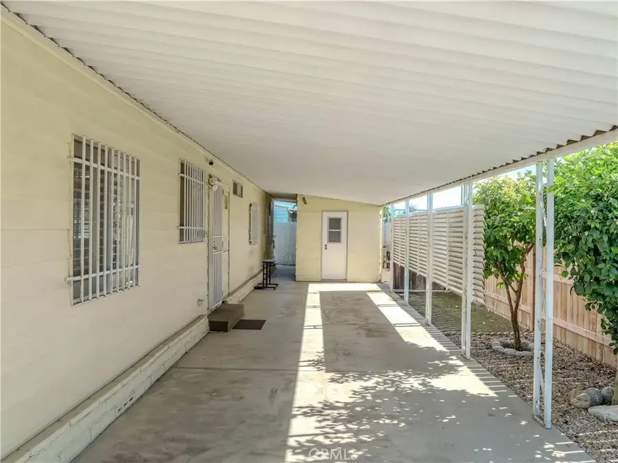 554 Castille, Hemet, CA 92543 - #3