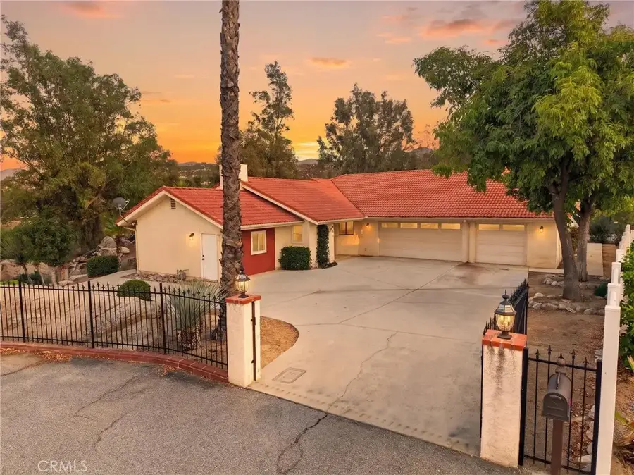 27435 Columbia Street, Hemet, CA 92544 - #3