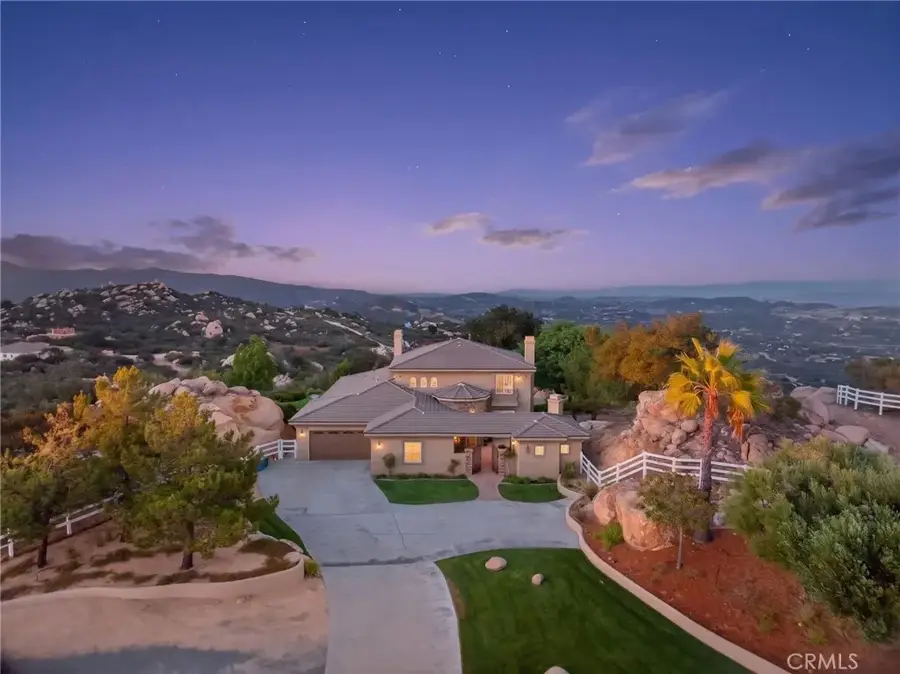 17650 Calle Pescar, Murrieta, CA 92562 - #2