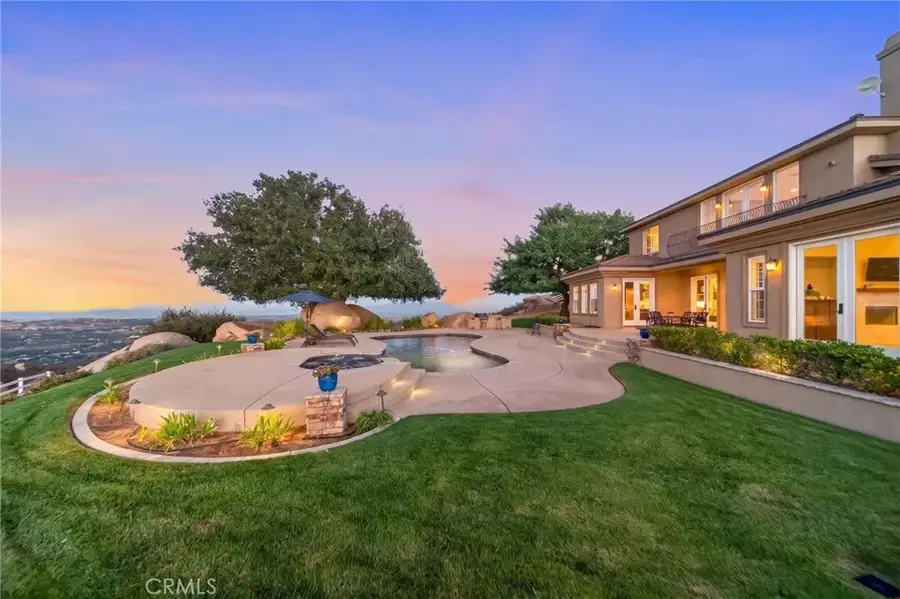 17650 Calle Pescar, Murrieta, CA 92562 - #3