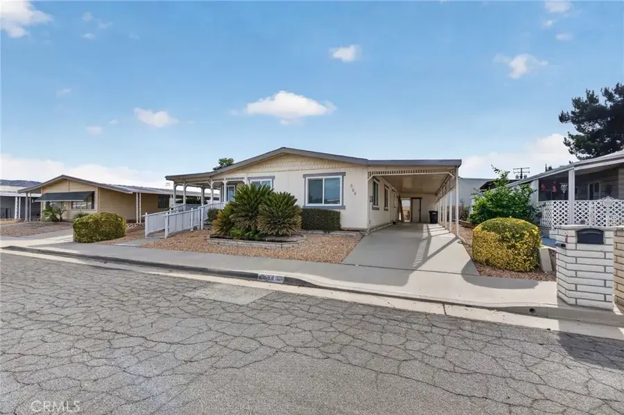 564 De Soto Drive, Hemet, CA 92543 - #2