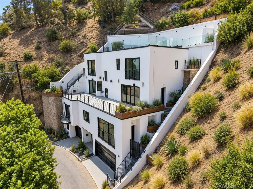 8633 Hollywood, Los Angeles, CA 90069 - #1