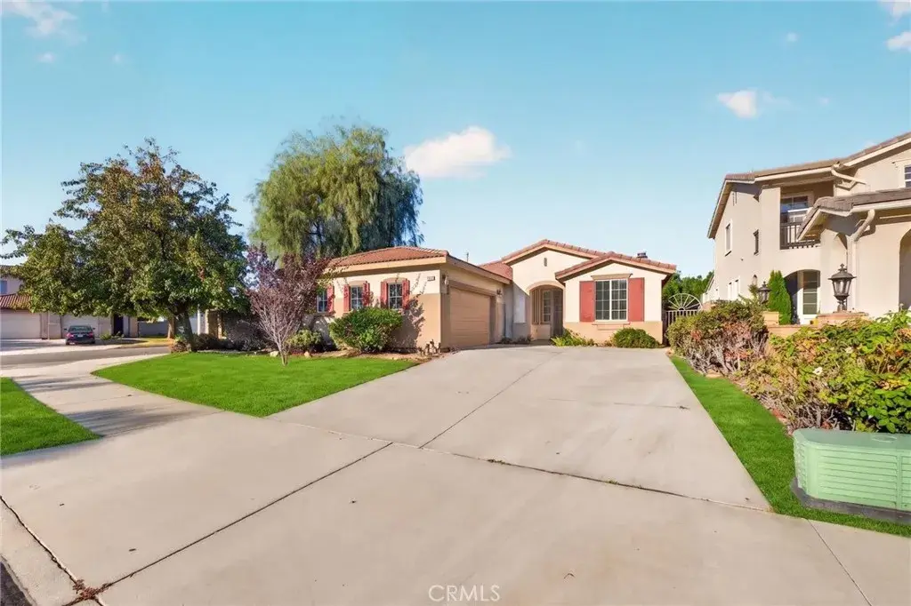 37799 Amber Lane, Murrieta, CA 92562 - #1