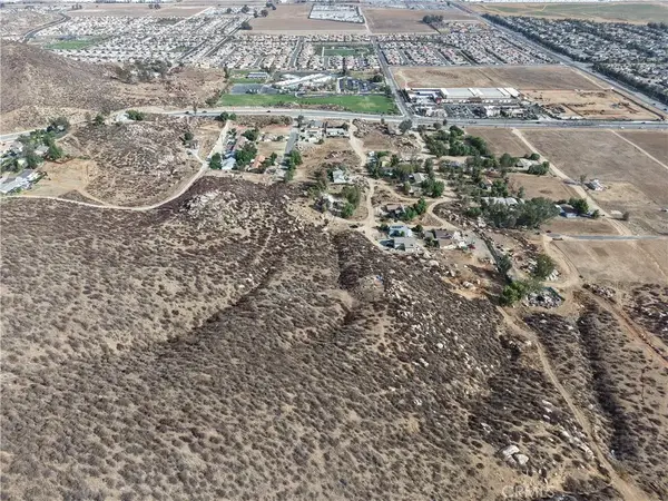 1 Fargo, Menifee, CA 92585