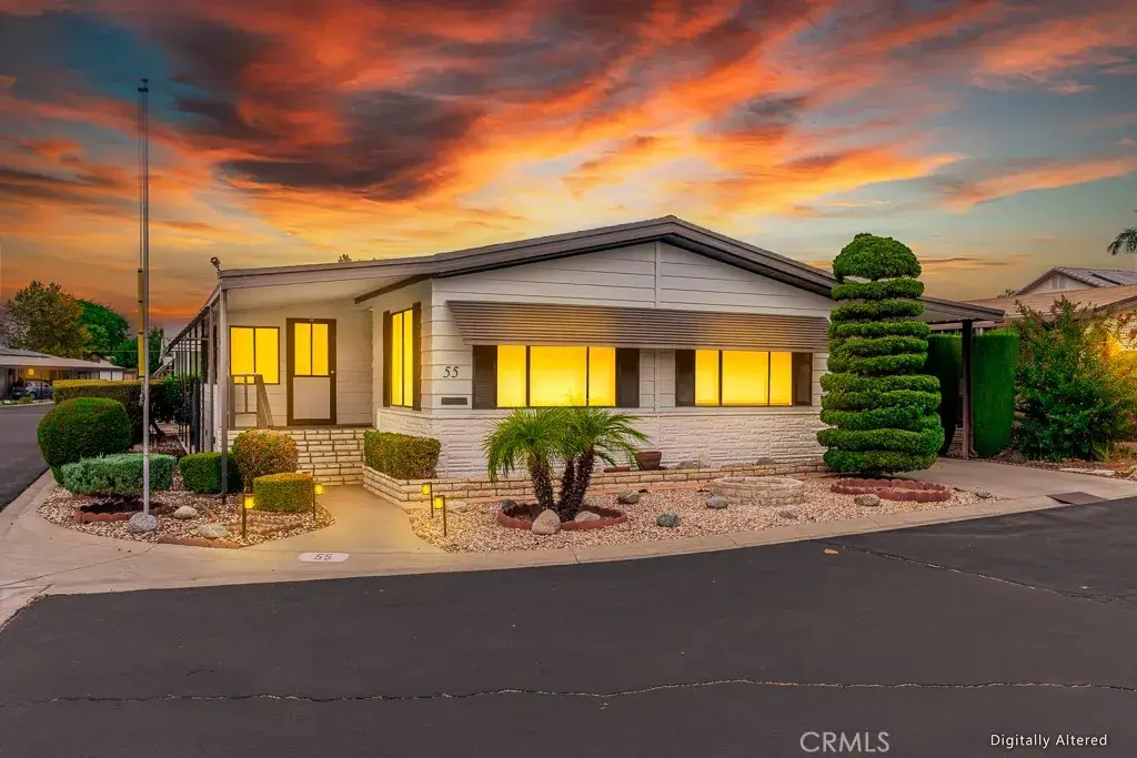 1300 W Menlo #55, Hemet, CA 92543 - #1