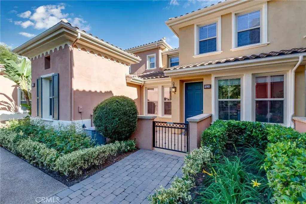 198 Guinevere, Irvine, CA 92620 - #1