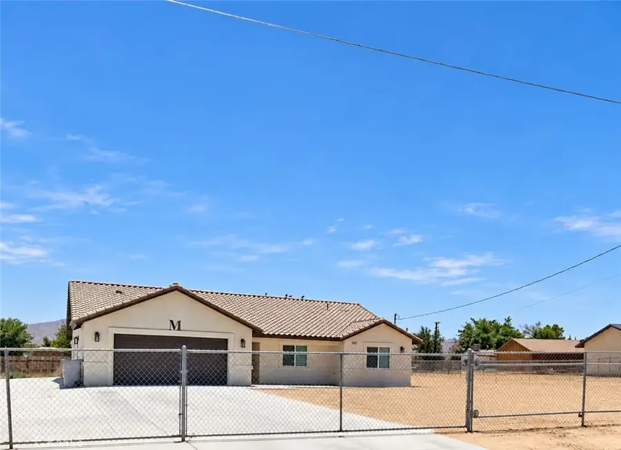 9243 Manteca, Hesperia, CA 92345 - #2