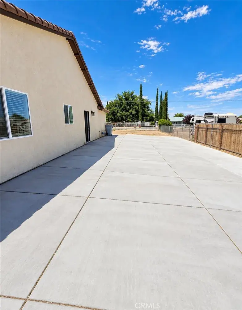 9243 Manteca, Hesperia, CA 92345 - #3