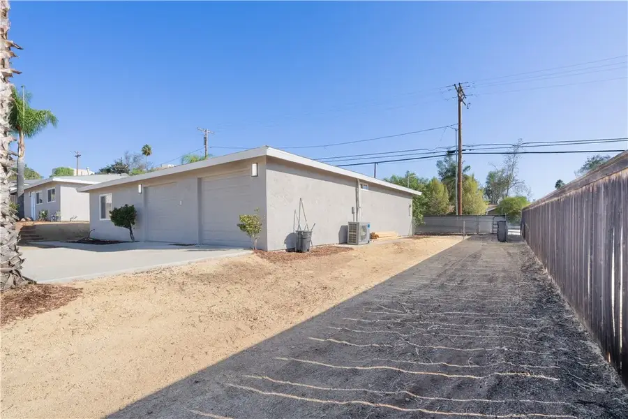 723 Amigos Road, Ramona, CA 92065 - #2
