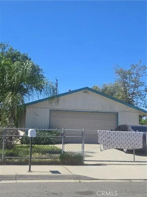 360 W 5th, San Jacinto, CA 92583 - #1