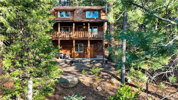 25121 Pine Cove Rd, Idyllwild, CA 92549