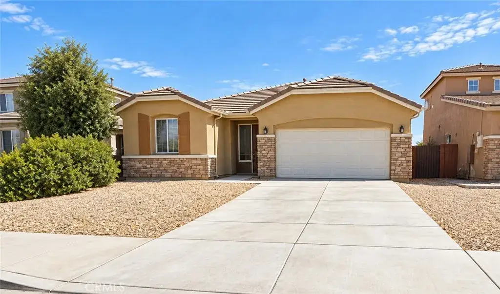 15255 Riverview, Victorville, CA 92394 - #1