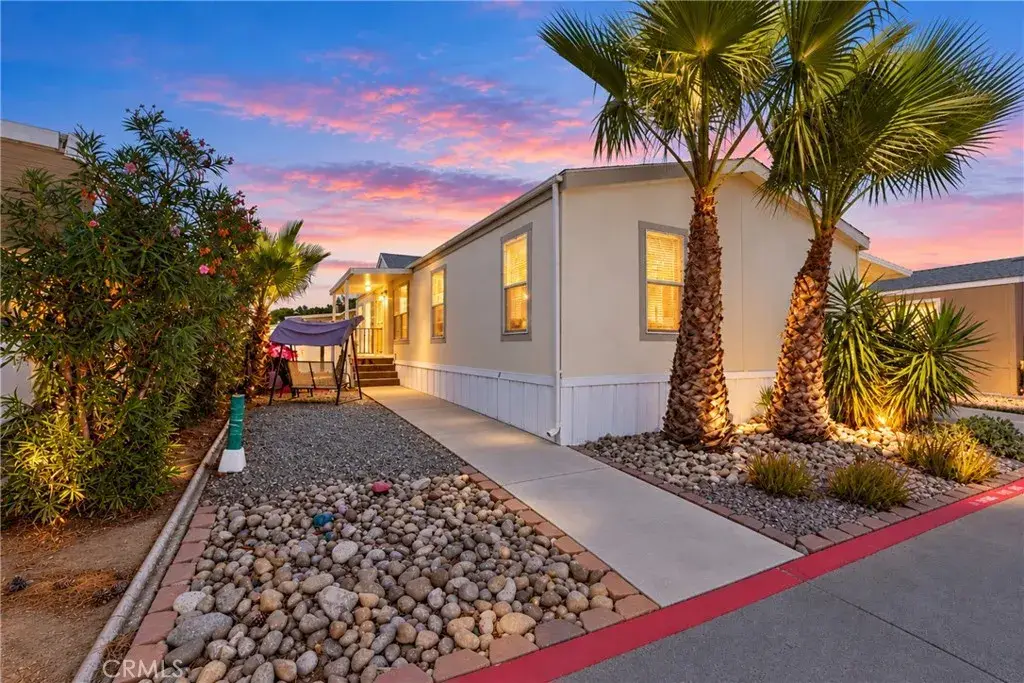 913 S Grand #102, San Jacinto, CA 92582 - #1