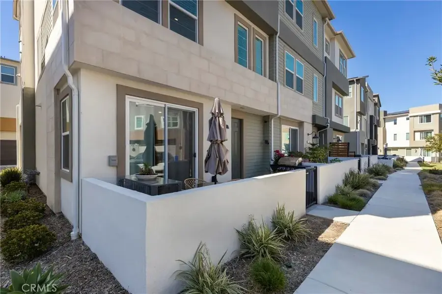 27566 Sanctuary Court, Valencia, CA 91381 - #2