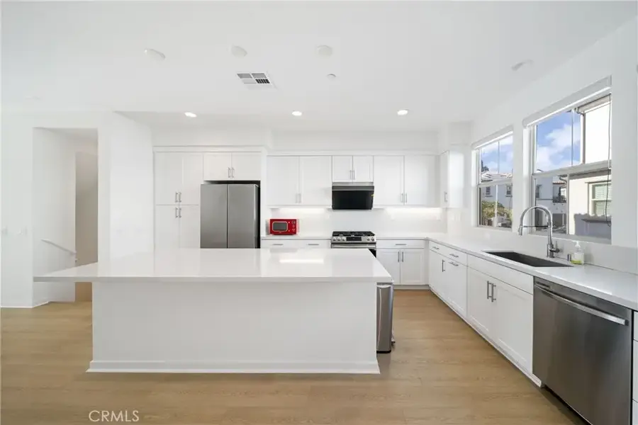 207 Colby Circle, Claremont, CA 91711 - Image #2