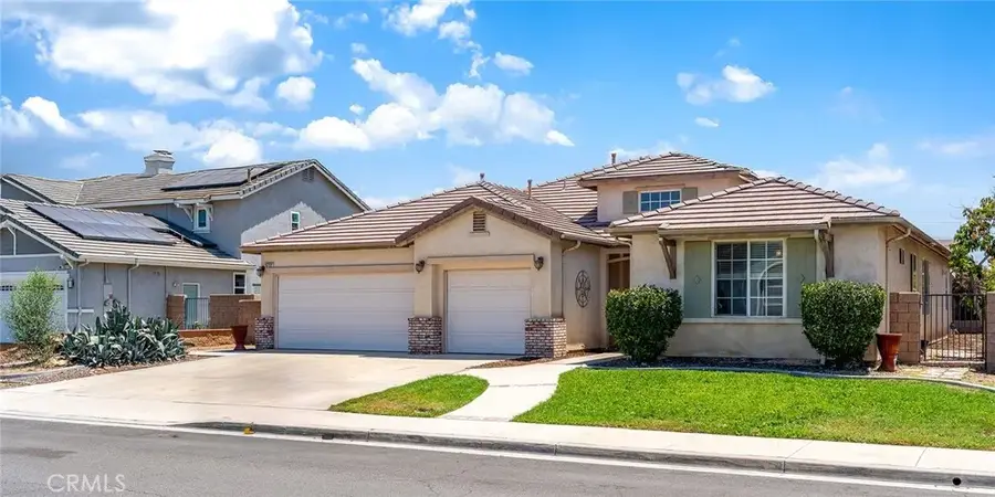 5722 Canoe Drive, Eastvale, CA 92880 - Image #2