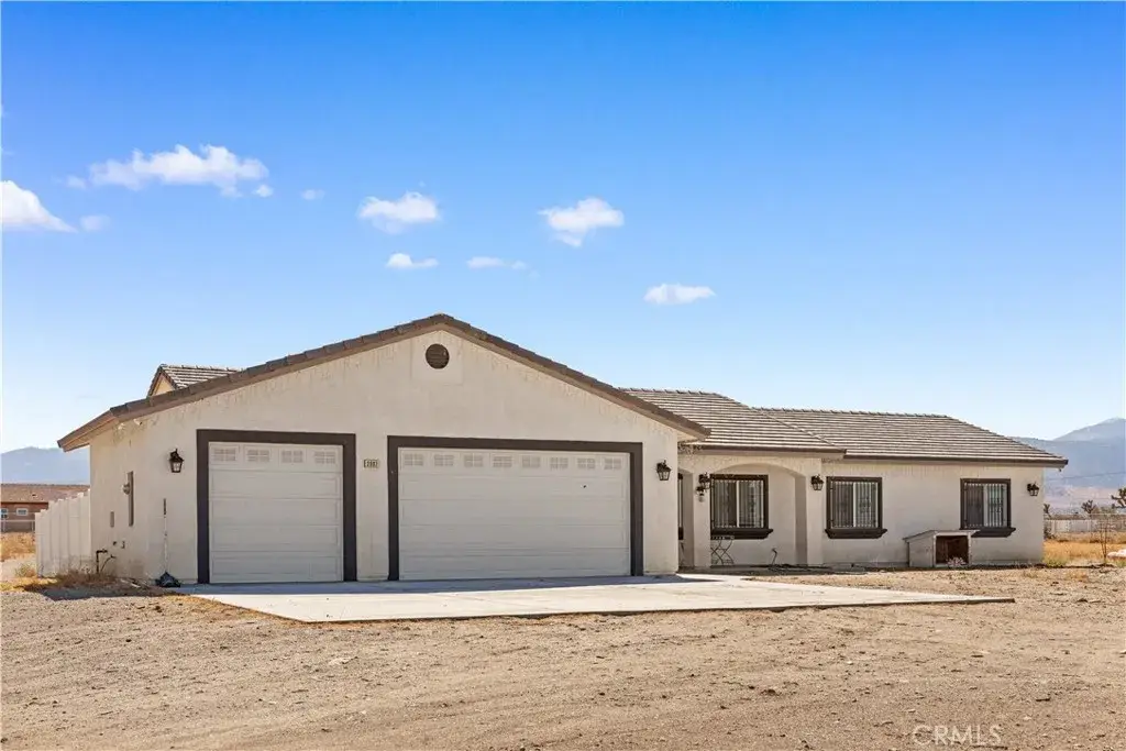 2987 Cayucos Dr, Pinon Hills, CA 92372 - Image #1