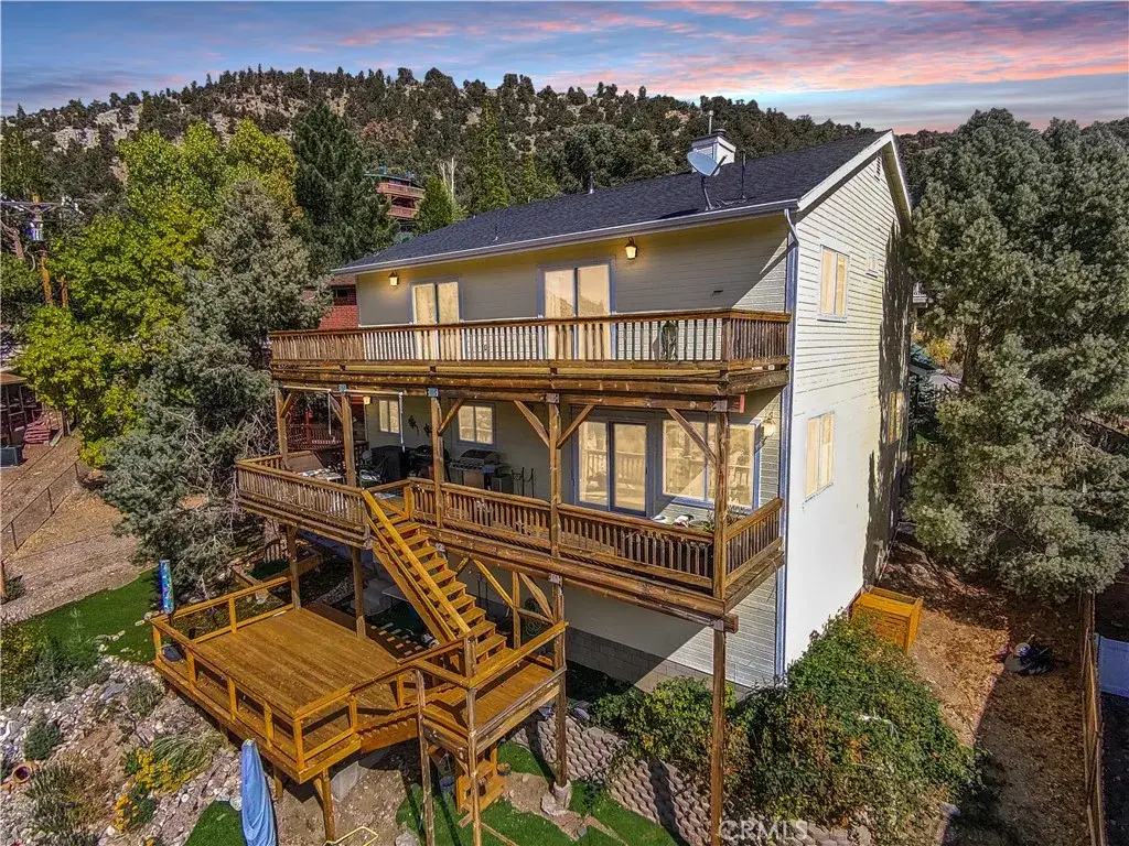 6284 Apple Vista Dr, Wrightwood, CA 92397 - Image #1