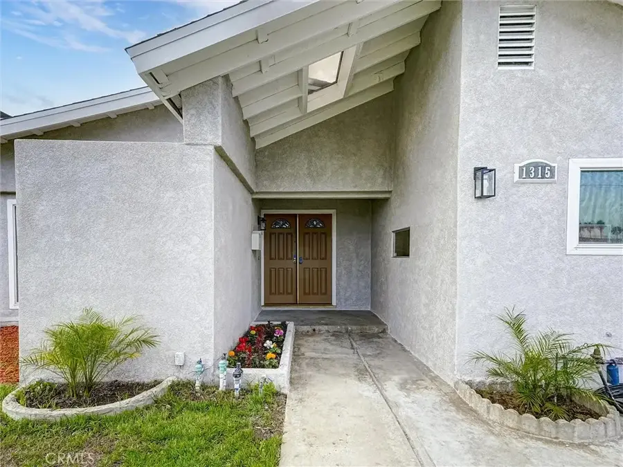 1315 Ameluxen, Hacienda Heights, CA 91745 - Image #3