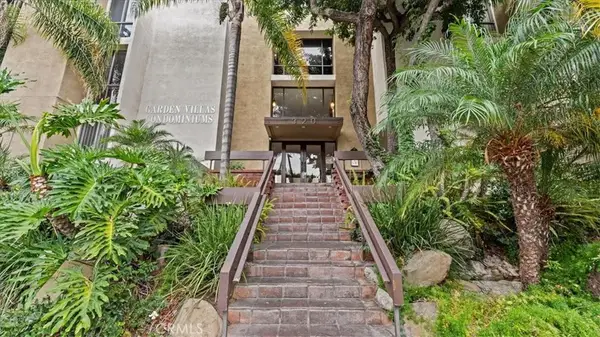 320 S Ardmore, Los Angeles, CA 90020