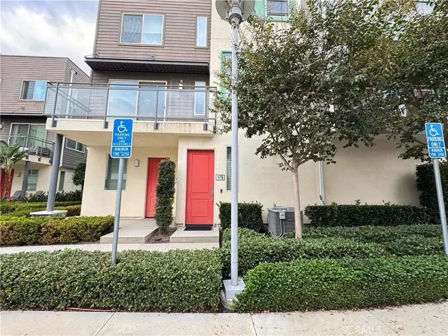 175 Bowery, Irvine, CA 92612 - Image #2