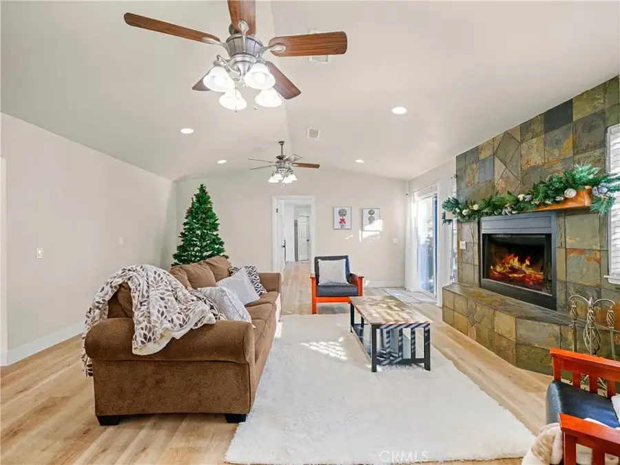 11757 Serra, Chino, CA 91710 - Image #3