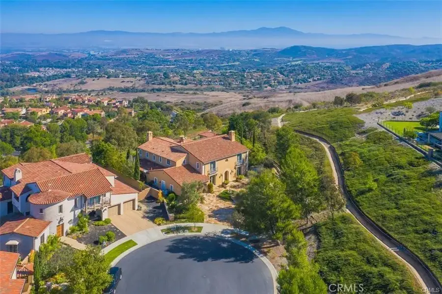 21 Ridgeview, Irvine, CA 92603 - #3