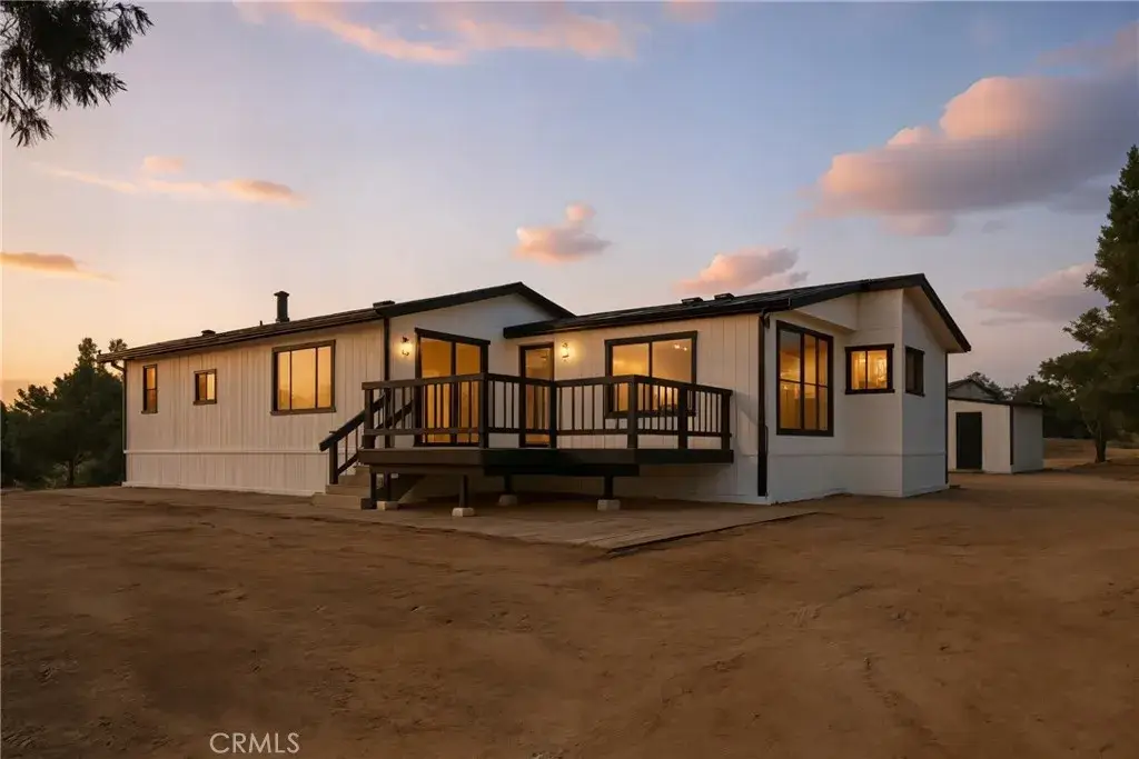 40270 Vans Vision Road, Hemet, CA 92544 - Image #1