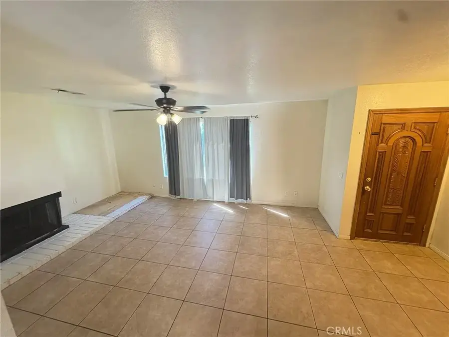 9727 Fremont Avenue, Montclair, CA 91763 - Image #3