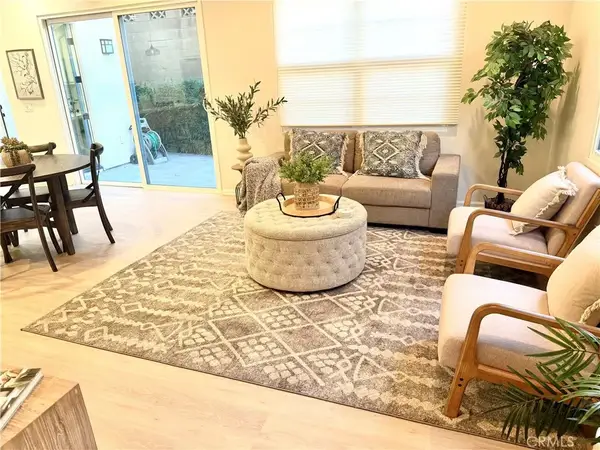 93 Painted Trellis, Irvine, CA 92620