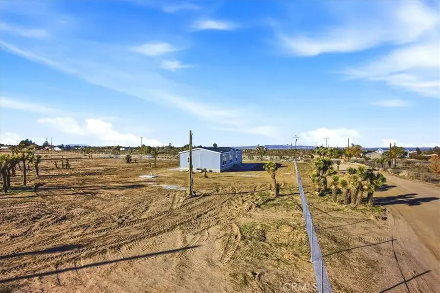 12076 Lager Road, Phelan, CA 92371 - Image #3