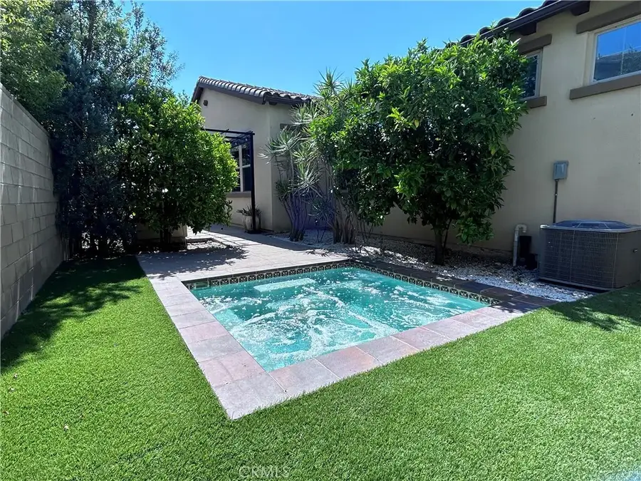 137 Smallwheel, Irvine, CA 92618 - Image #3