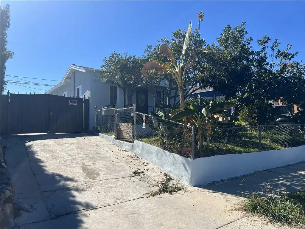 1612 W 71st, Los Angeles, CA 90047 - #1