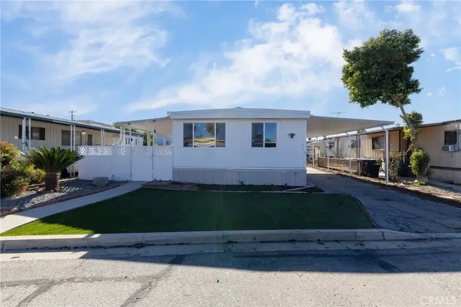 65 Round Table #65, Riverside, CA 92507 - Image #2