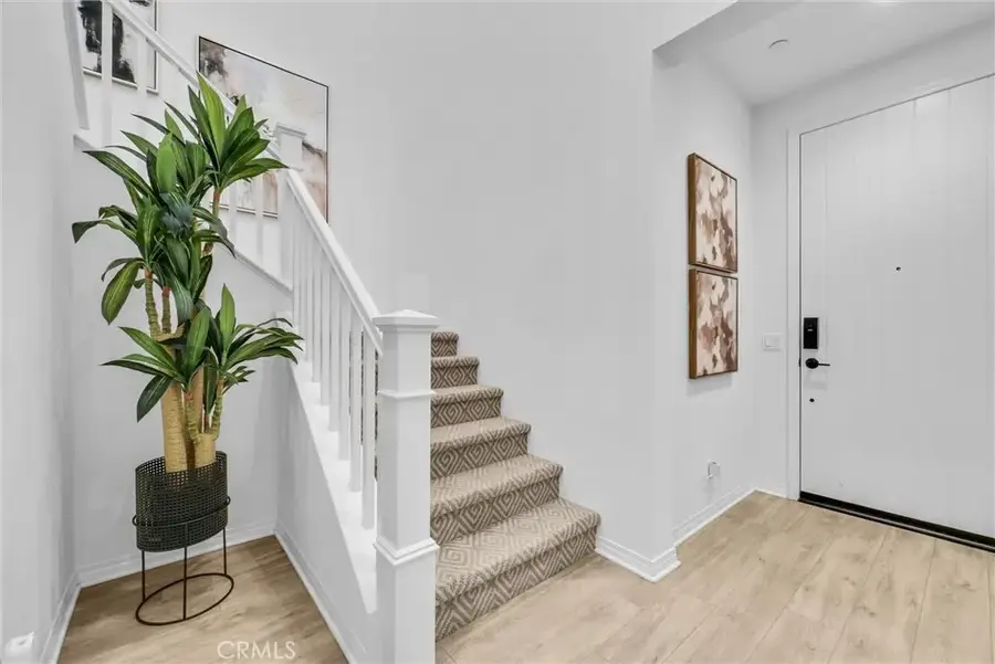 160 Parkwood, Irvine, CA 92620 - Image #2