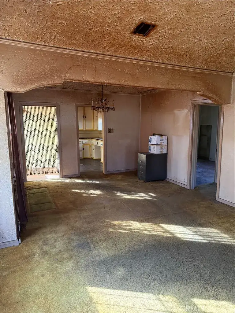 7611 S Hobart, Los Angeles, CA 90047 - Image #3