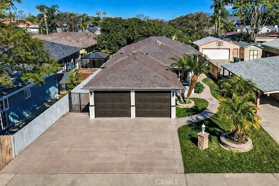 1243 E Almond Avenue, Orange, CA 92866 - #2